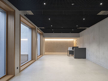 QUADRA single-blade louvre